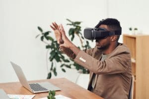 avoir recours à la réalité virtuelle