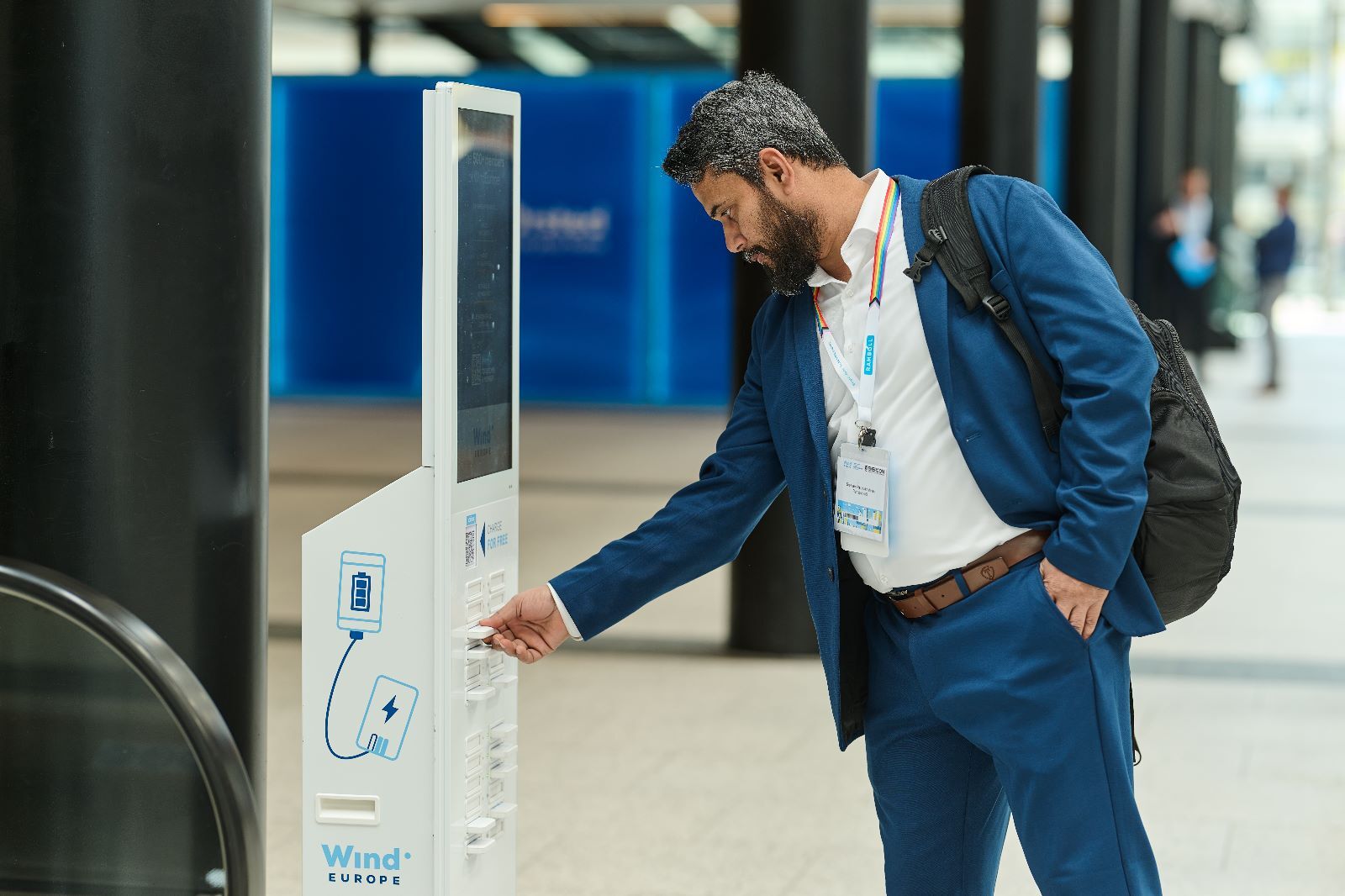 Plug’Heur – Bornes de recharge pour téléphones portables : un incontournable pour vos événements professionnels