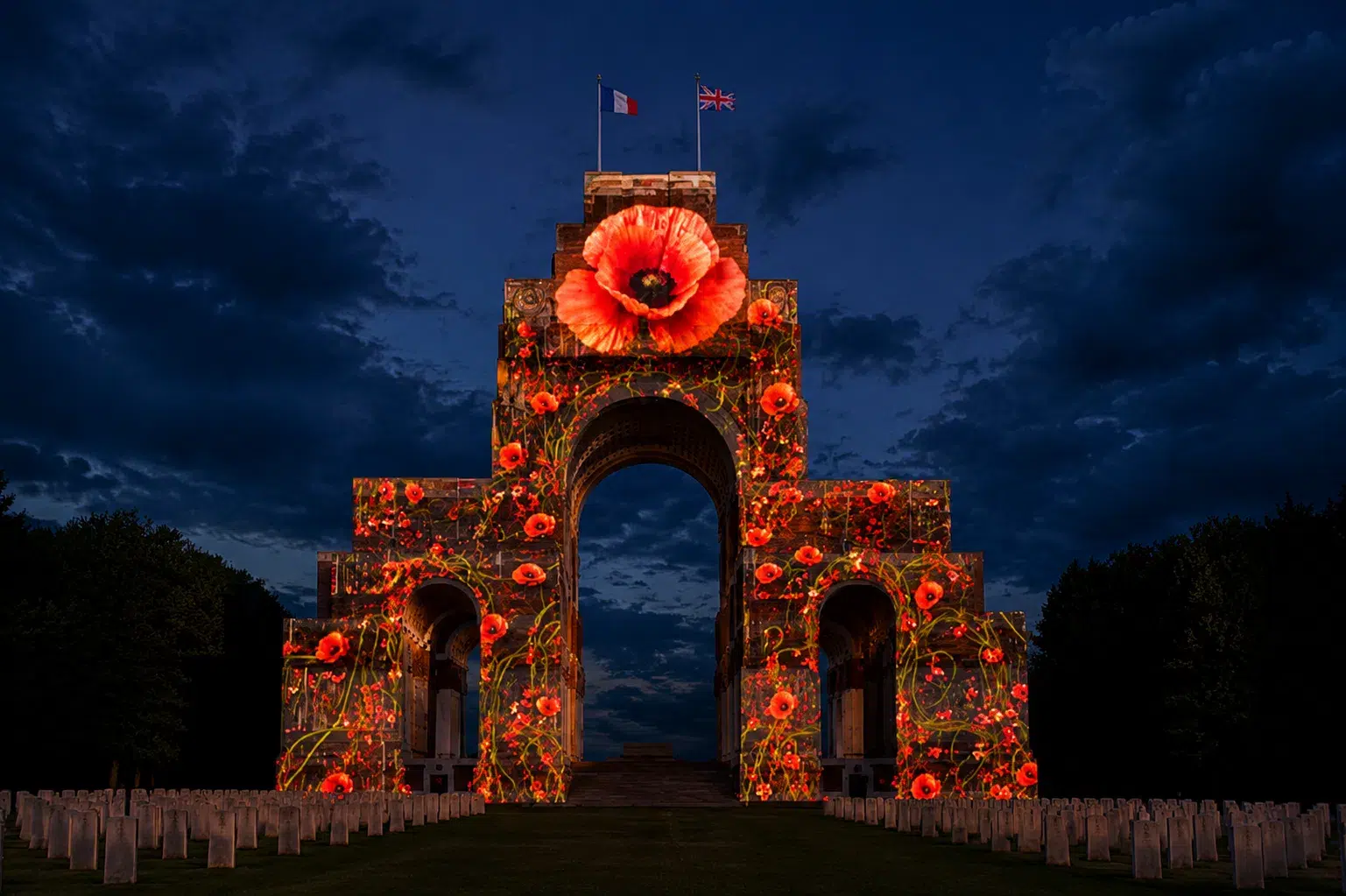 Vidéo mapping au Mémorial de Thiepval : l’événement immersif qui redéfinit l’expérience culturelle
