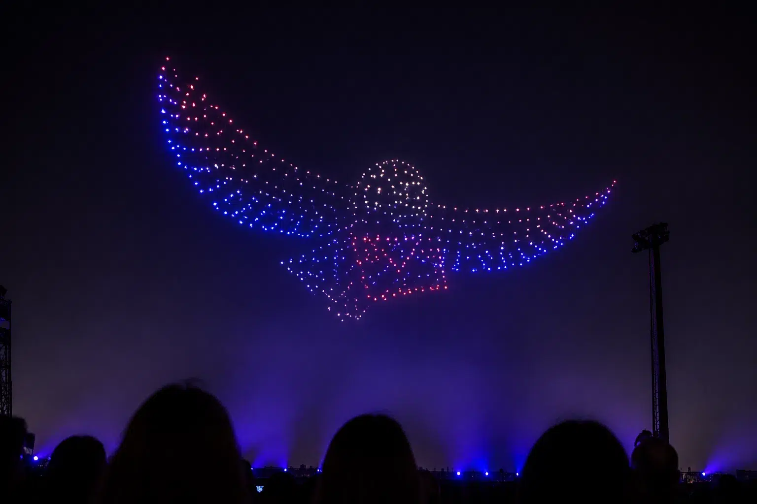 1 200 drones recréent Harry Potter pour un show événementiel à Nice